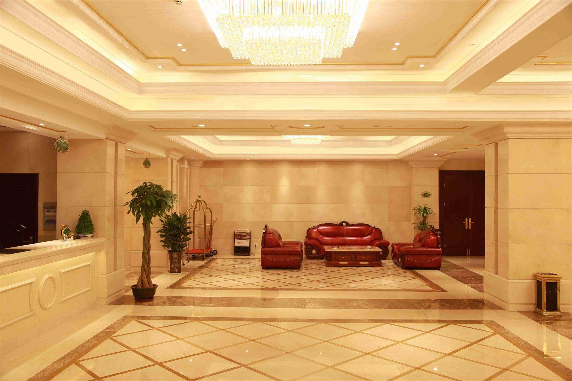 Vienna Hotel Shanghai Pudong Airport Exterior photo